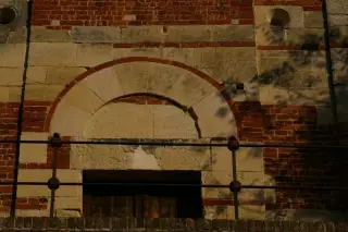 Lunetta - Chiesa di San Pietro al Cimitero a Portacomaro