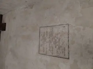 Scritta interna - Chiesa di San Pietro al Cimitero a Portacomaro