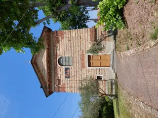 Facciata - Chiesa di Santa Maria di Molignano o dell'Annunziata a Vignale MonferratoFrazione Molignano