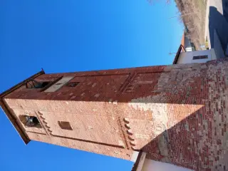 Campanile - Chiesa di San Pietro a San Damiano d'AstiFrazione San Pietro Cussaneo