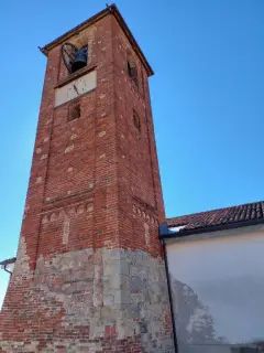 Campanile - Chiesa di San Pietro a San Damiano d'AstiFrazione San Pietro Cussaneo