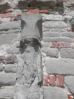 Capitello - Chiesa di San Lorenzo a Mombello di TorinoFrazione Barbaso