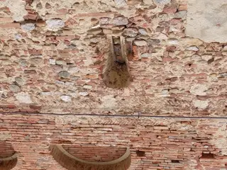 Monofora tamponata - Chiesa di San Giovanni Battista Lontano a Bra