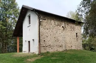Fianco - Oratorio di San Grato a Cellio con BreiaFrazione Monte San Grato
