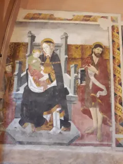 Madonna col Bambino - Parrocchiale di San Giovanni a Villafranca PiemonteFrazione San Giovanni