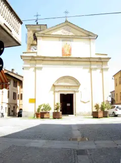 Facciata - Parrocchiale di San Giacomo a Luserna San GiovanniFrazione Luserna Alta