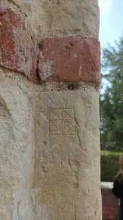 Omphalos - Chiesa della Madonna della Neve a Castell'Alfero