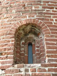 Monofora - Cappella o Chiesa della Santissima Trinità a Scarnafigi