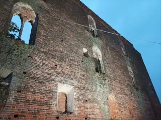 Bifore gotiche - Resti del Convento degli Agostiniani a Buronzo