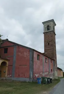 Facciata e campanile - Chiesa di Sant'Apollinare a CasalbeltrameFrazione Fisrengo
