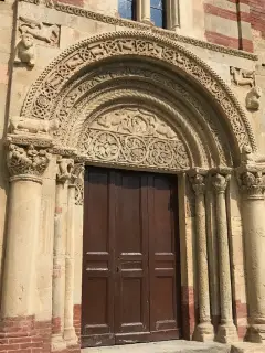 Portale - Chiesa di Santa Fede a Cavagnolo