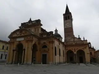 Vista - Parrocchiale della Natività di Maria Vergine a Cerano
