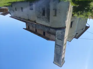 Fianco e campanile - Resti Del Priorato di Santa Colomba a Centallo