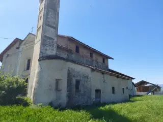 Fianco e campanile - Resti del Priorato di Santa Colomba a Centallo