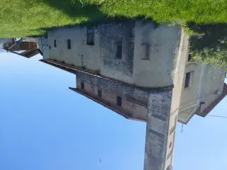 Fianco e campanile - Resti Del Priorato di Santa Colomba a Centallo