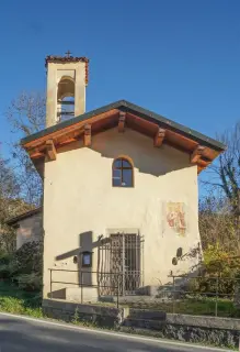 Facciata - Oratorio di Santa Maria Maddalena a Cellio con BreiaFrazione Maddalena