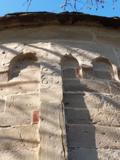 Fregio su lesena - Chiesa di San Lorenzo a Cavatore