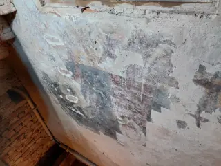 Affreschi alla base del campanile - Chiesa di Santa Maria della Pieve a Cavallermaggiore