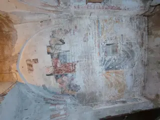 Affreschi alla base del campanile - Chiesa di Santa Maria della Pieve a Cavallermaggiore