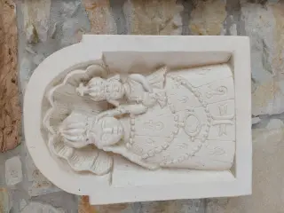 Bassorilievo - Santuario della Madonna della Neve a Cessole