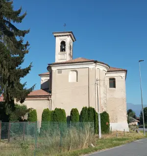 Fianco e campanile - Chiesa della Santissima Annunziata a CerrioneFrazione Magnonevolo