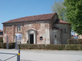 Lato sud - Chiesa di San Pietro a Cavallermaggiore