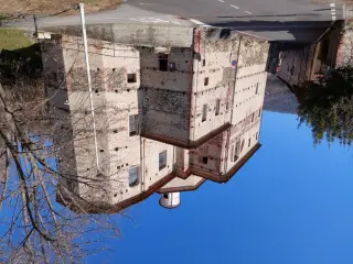 Abside e fianco - Parrocchiale di Santa Croce a Colleretto Giacosa