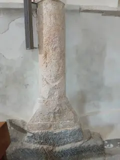 Base colonna - Santuario di San Chiaffredo a Crissolo