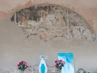 Tracce di affreschi interni - Cappella di Santa Chiara a Fossano