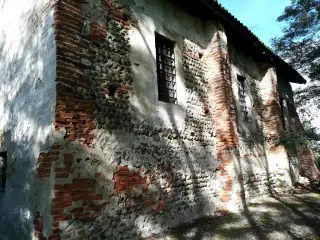 Fianco Destro - Oratorio della Santissima Trinità a Albano Vercellese