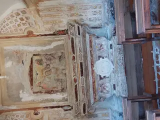 Affresco dell'altare dalla finestrella - Cappella della Santissima Trinità a Genola