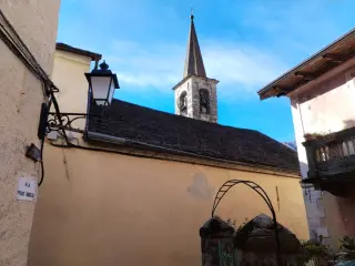 Fianco e campanile - Chiesa di San Bartolomeo a Germagno