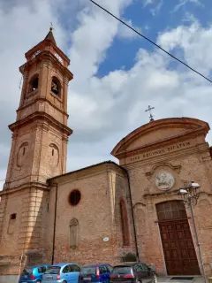 Facciata e campanile - Parrocchiale di San Secondo a Govone