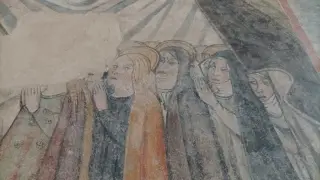 Madonna della Misericordia Dettaglio - Cappella del Cimitero o San Pietro a Issiglio