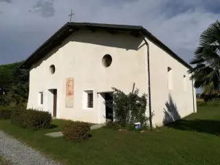 Facciata - Chiesa della Madonna dei Campi o di Campagna a Lenta