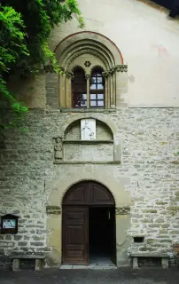 Facciata - Chiesa o Pieve della Madonna della Pieve o di Santa Maria a Cortemilia