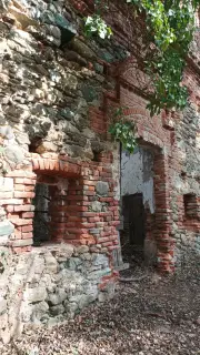 Resti - Resti dell'Oratorio di San Grato a Magnano