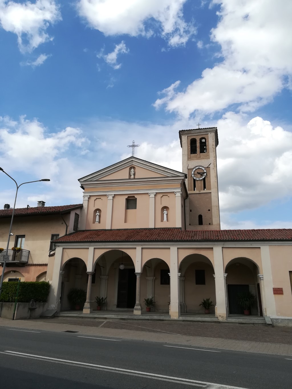 Massazza - PARROCCHIALE DI SANTA MARIA ASSUNTA-Facciata e campanile