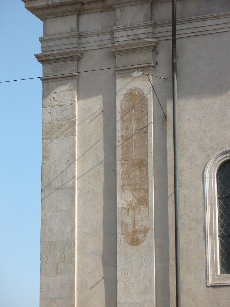 Torino - CATTEDRALE DI  SAN GIOVANNI BATTISTA-Orologio Solare sul fianco