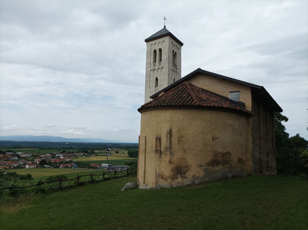 Villareggia - Chiesa DI   SAN MARTINO-Vista