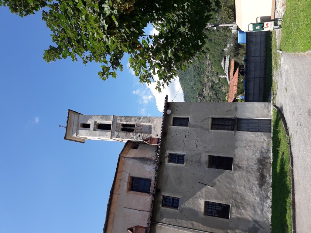 Borgofranco D'ivrea - CHIESA DI  SAN GERMANO-Fianco e campanile