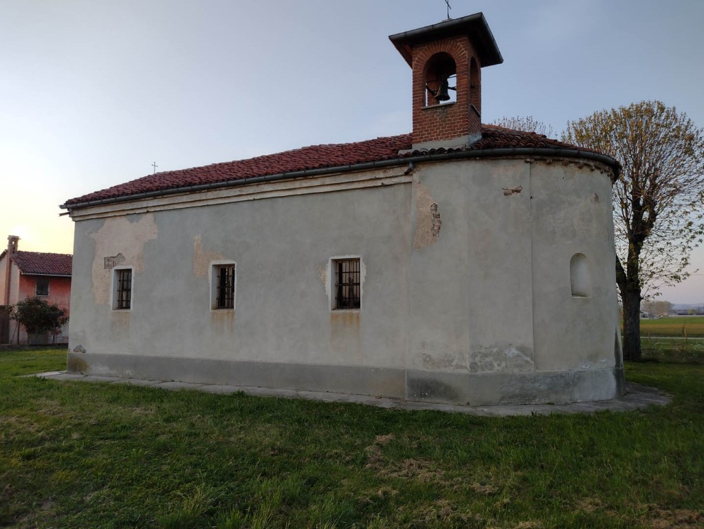 Riva Presso Chieri - CAPPELLA DI  SANT'ALBANO-Fianco e abside