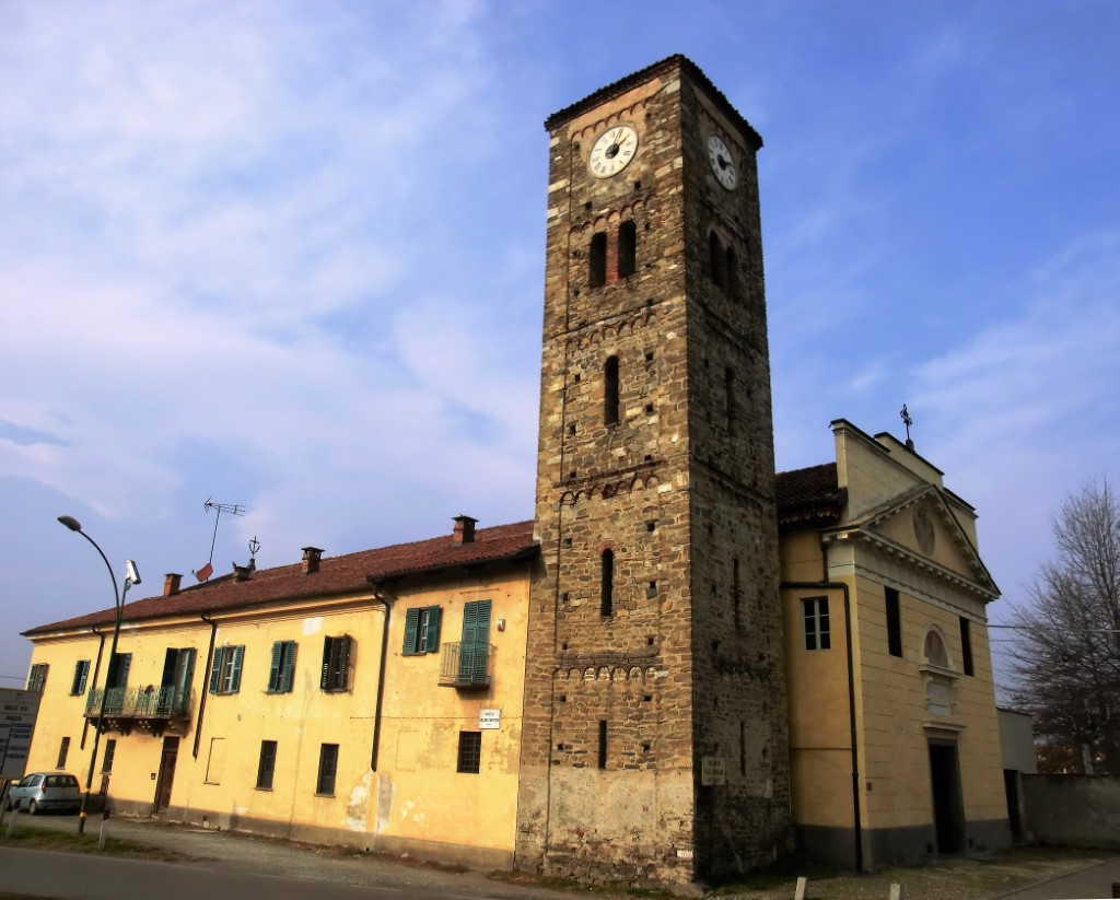 Saluzzo - SANTUARIO DELLA CONSOLATA-Facciata e campanile