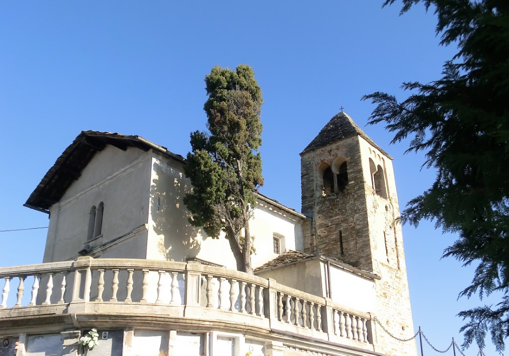 Rocca Canavese - PIEVE DI SANT'ALESSIO-Vista e campanile