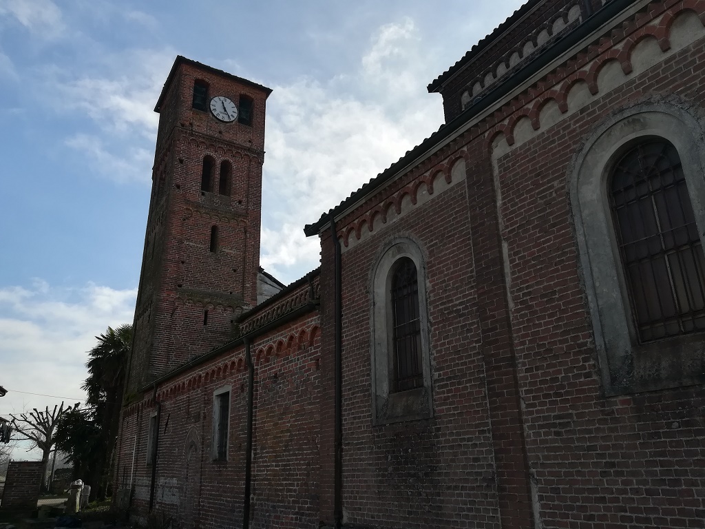 Oldenico - PARROCCHIALE DI  SAN LORENZO-Fianco e campanile