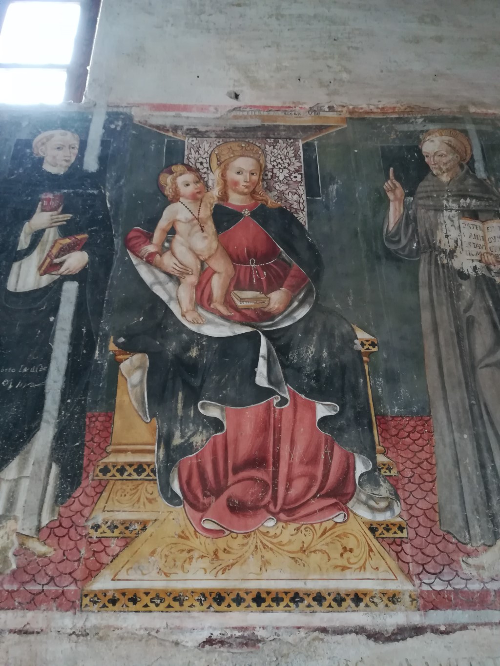 Vespolate - PIEVE DI SAN GIOVANNI-Madonna col Bambino