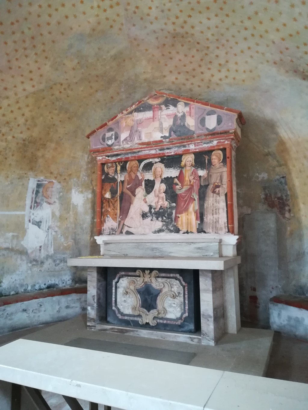 Vespolate - PIEVE DI  SAN GIOVANNI-Affreschi altare