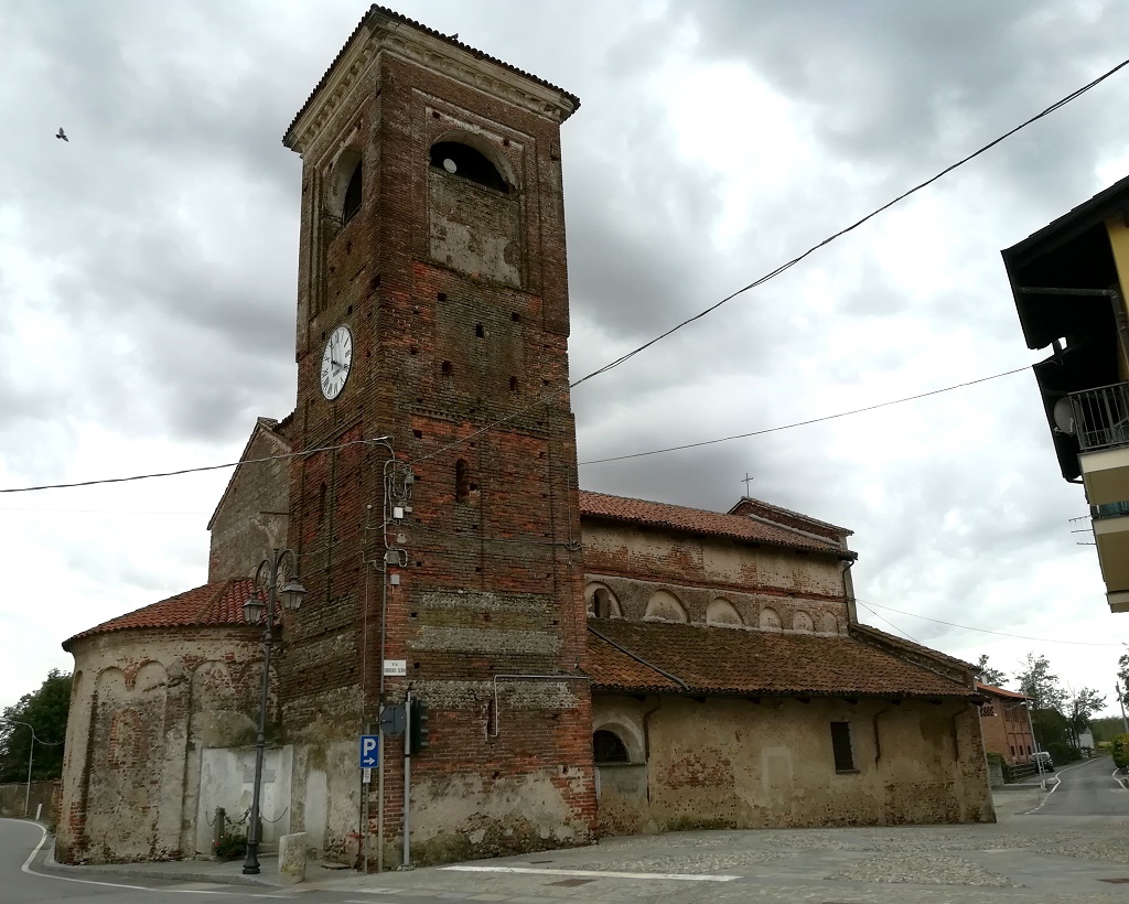 Balocco - PARROCCHIALE DI  SAN MICHELE ARCANGELO-Fianco sinistro, abside e campanile