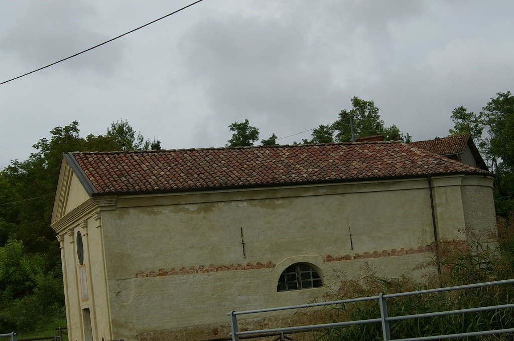 Castelnuovo Don Bosco - CHIESA DI SANT'EUSEBIO-Facciata e fianco destro