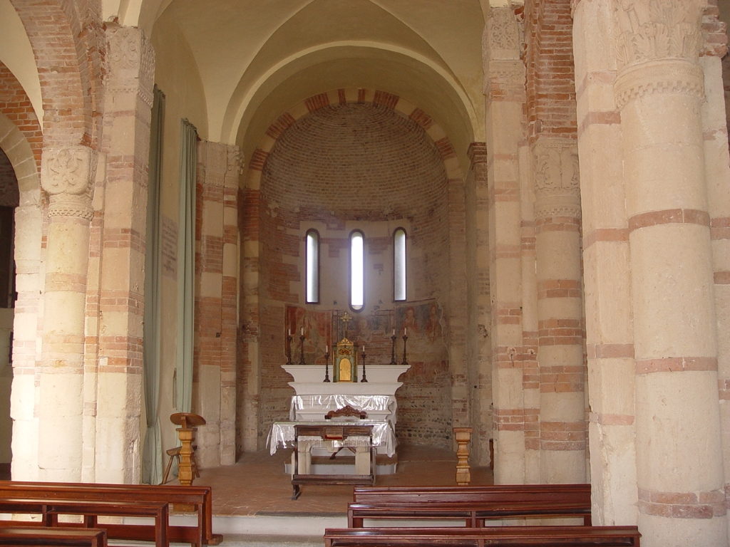 Castellazzo Bormida - CHIESA DELLA  TRINITÀ DA LUNGI-Interno e abside